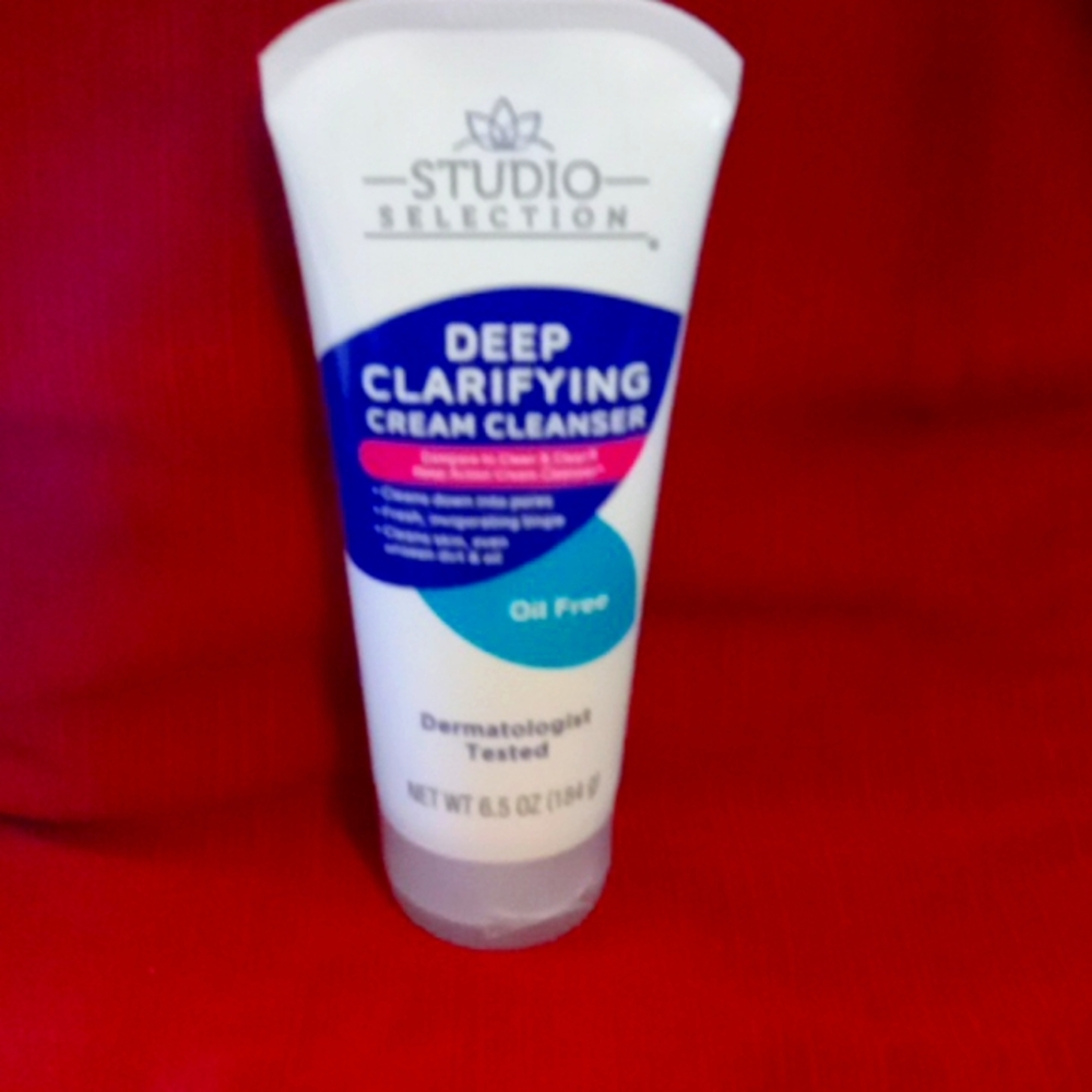 Face cleanser